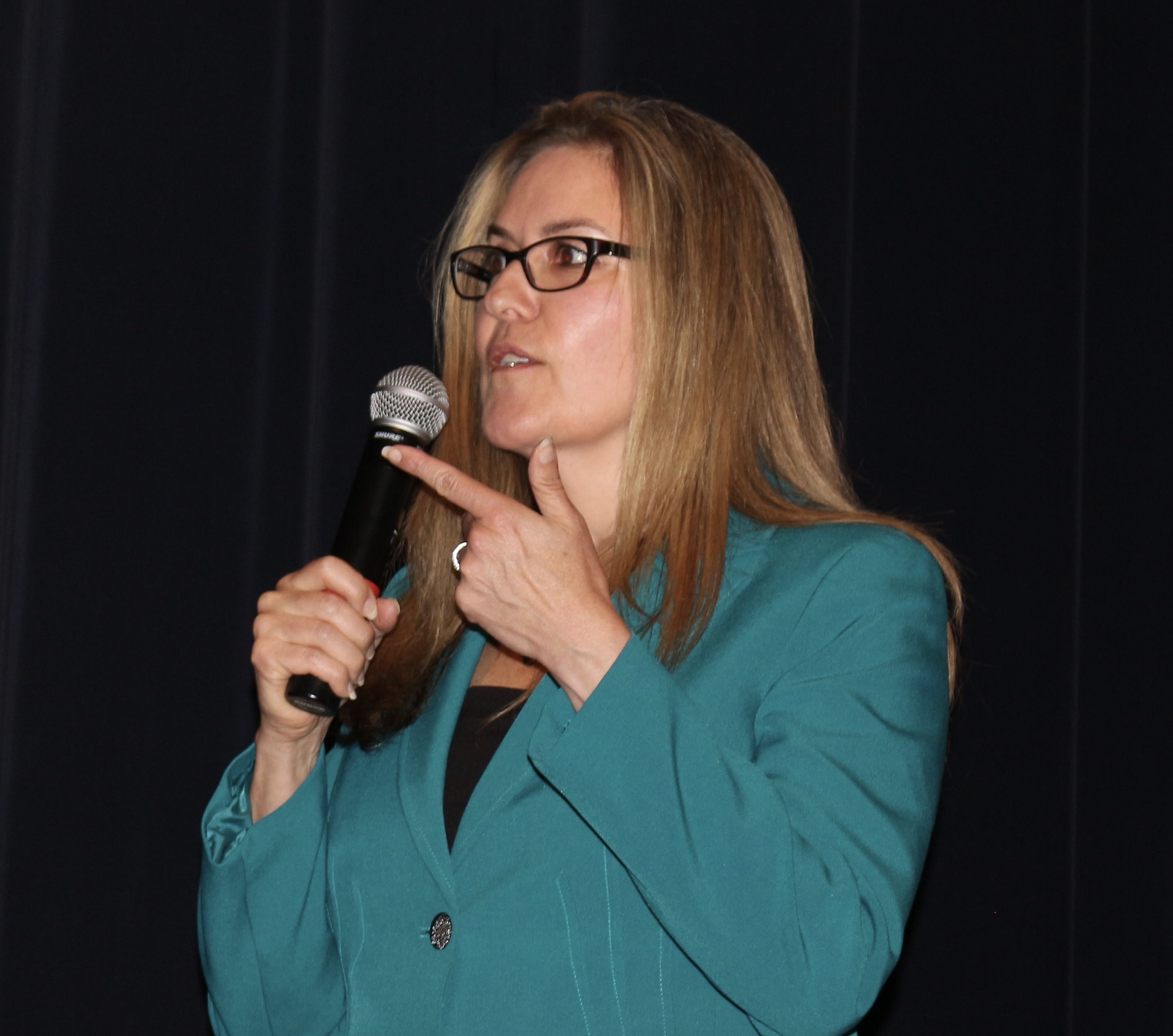 Congresswoman Wexton Votes to Secure American Elections ...